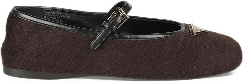 Prada logo-plaque buckle-strap ballet flats Bruin