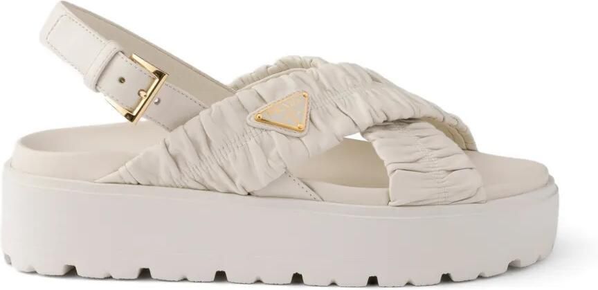 Prada Matelassé nappa leren sandalen Beige