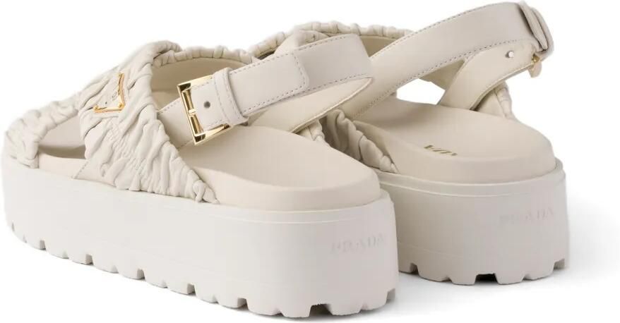 Prada Matelassé nappa leren sandalen Beige - Foto 5