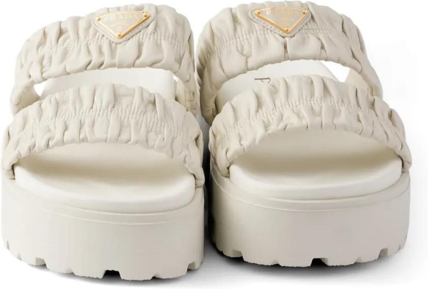 Prada Matelassé nappa leren slippers Beige - Foto 4