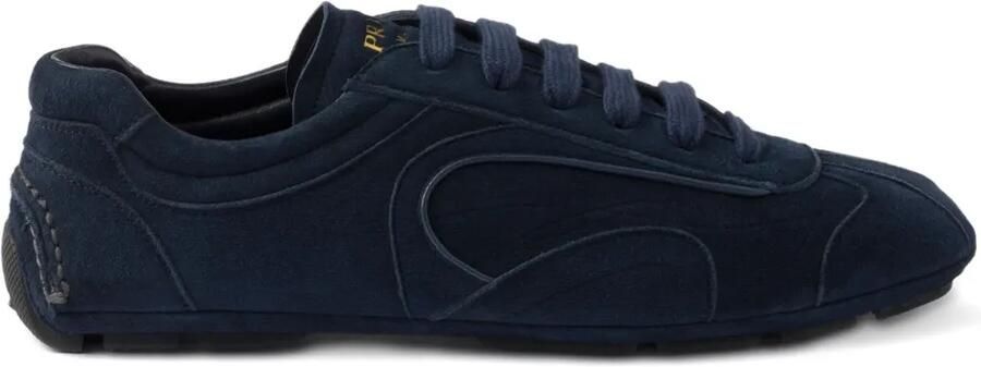 Prada Montecarlo Re-Edition 2005 suède sneakers Zwart