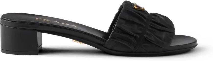 Prada Nappa leren slippers Zwart