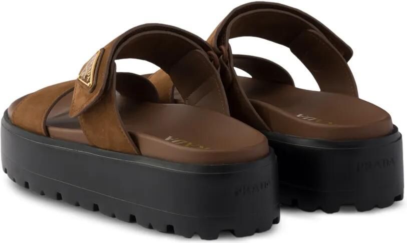Prada Nubuck slippers Bruin - Foto 4