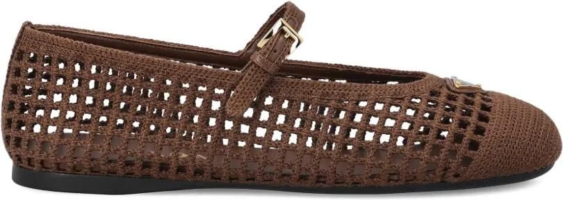 Prada Openwork ballerina's met bandje Bruin