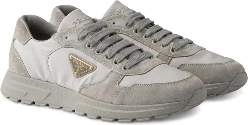 Prada Prax 2.0 sneakers met suède detail Grijs