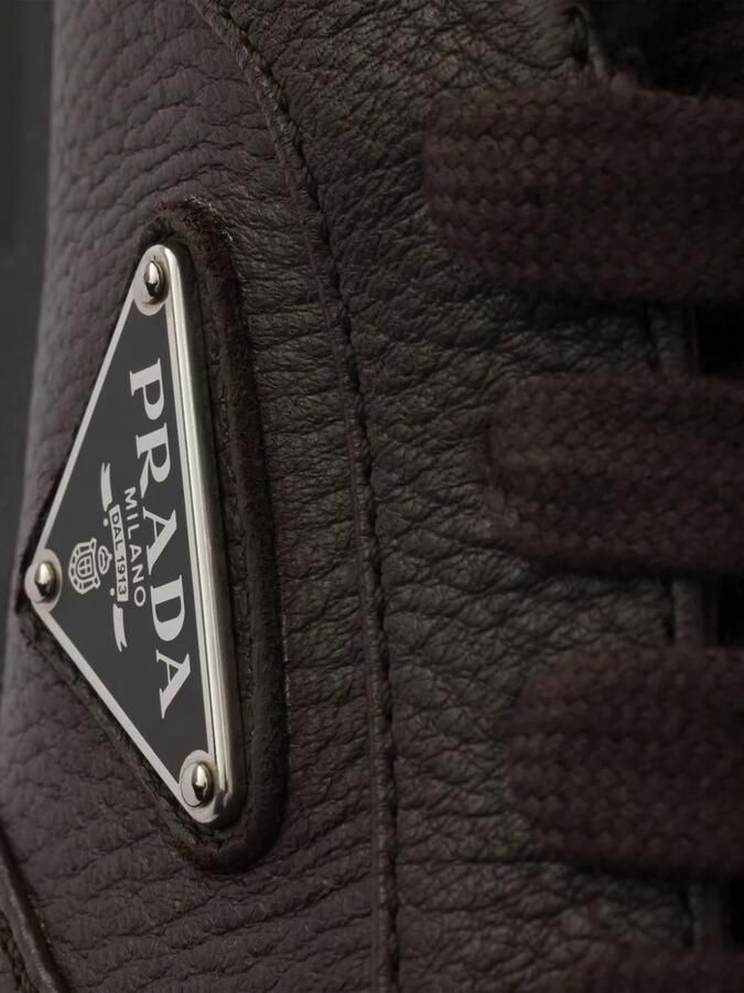 Prada Prax leren sneakers Bruin