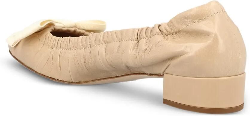 Prada Pumps verfraaid met strik en ruches Beige - Foto 4
