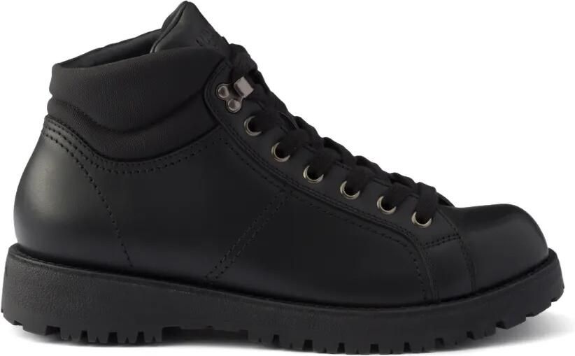Prada Re-Nylon en leren veterlaarzen Zwart
