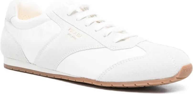 Prada Re-Nylon en suède sneakers Wit
