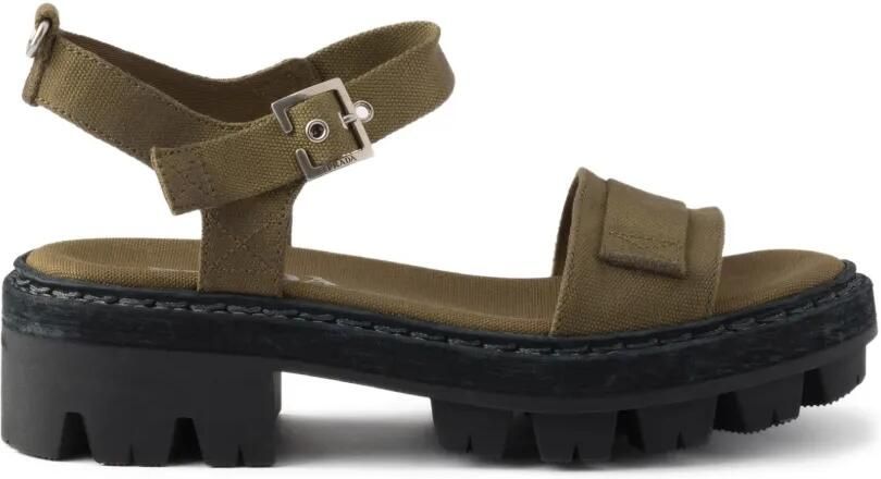 Prada Sandalen met gespsluiting en chunky zool Groen