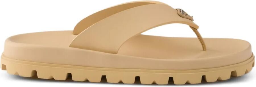 Prada Sandalen met logoplakkaat Beige