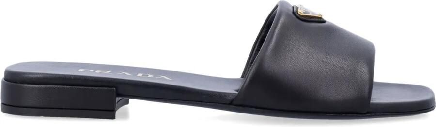 Prada Slippers met emaille logo Zwart