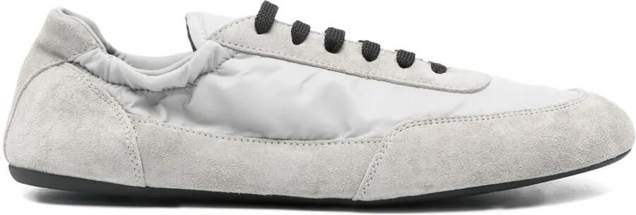 Prada Sneakers Grijs