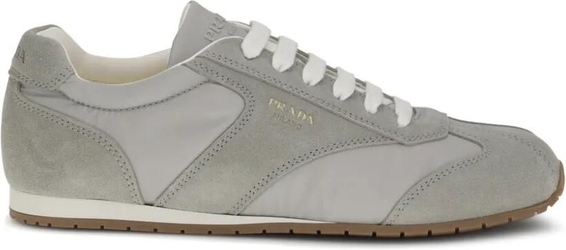 Prada Sneakers Grijs