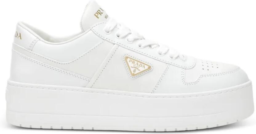 Prada Sneakers met logoplakkaat Wit