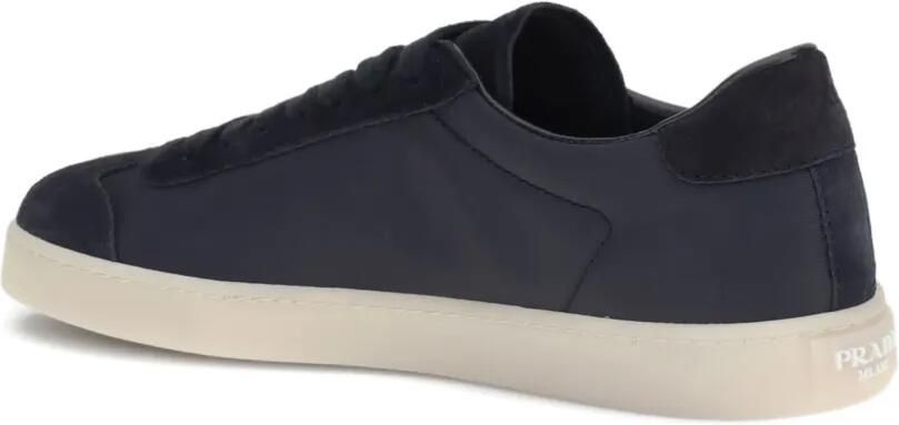 Prada Sneakers met triangel logo Blauw - Foto 3