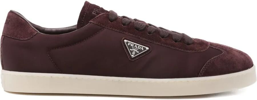 Prada Sneakers met triangel logo Rood