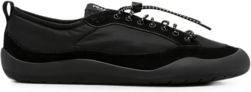 Prada Speedrock Re-Nylon en suède sneakers Zwart