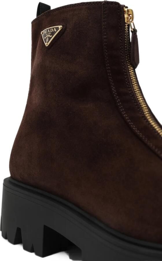 Prada Stride suede booties with zip Bruin - Foto 3