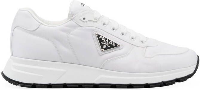 Prada Sneakers met logoplakkaat Wit