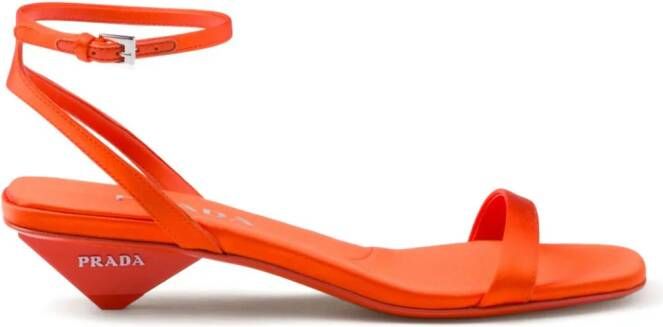 Prada Satijnen sandalen Oranje