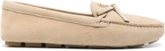 Prada Loafers met logo Beige