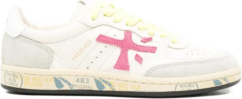Premiata BSKTCLAD sneakers met applicatie Beige