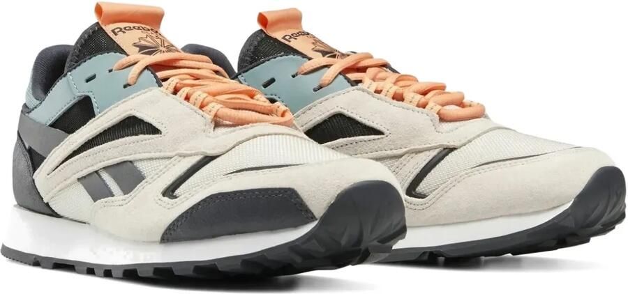 Reebok Classic leren trail sneakers Beige