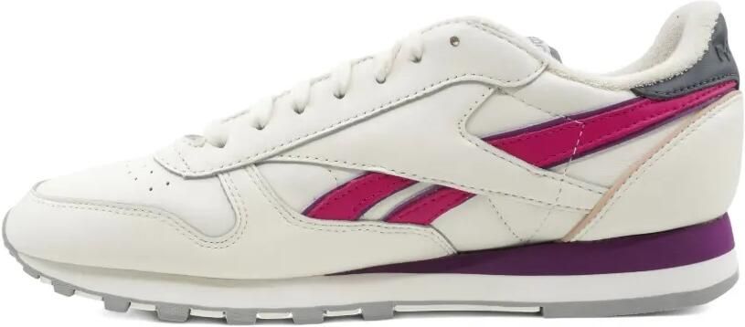 Reebok Classic sneakers met leren strepen Beige