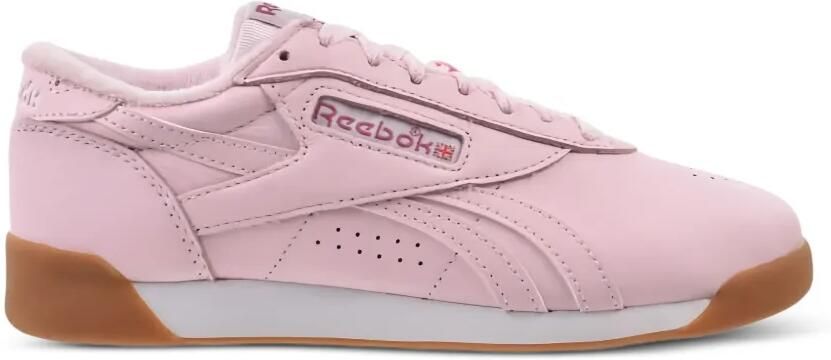 Reebok Freestyle Lo Shoes geperforeerde sneakers Roze