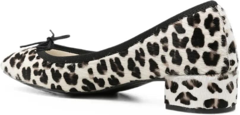 Repetto Pumps met luipaardprint en strikdetail Wit - Foto 3