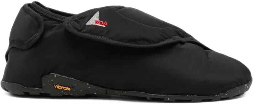 ROA padded touch-strap slip-ons Zwart