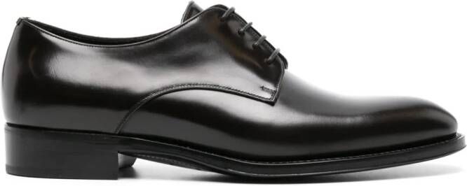 Saint Laurent Derby schoenen van lakleer Zwart