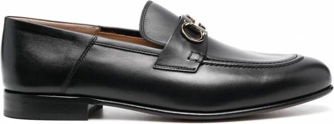 Ferragamo Ottone Gancini loafers met gesp Zwart