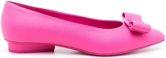 Ferragamo Ballerina's met strikdetail Roze