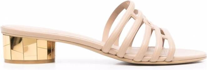 Ferragamo Finn sandalen Beige