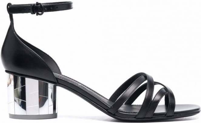 Ferragamo Sandalen met open neus Zwart