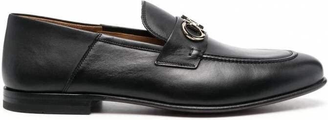 Ferragamo Loafers met Gancini gesp Zwart