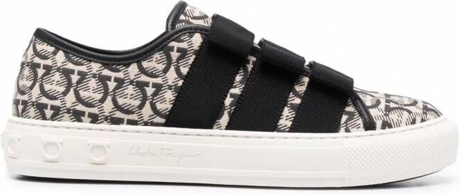 Ferragamo Gancini en Vara Bow low-top sneakers Beige