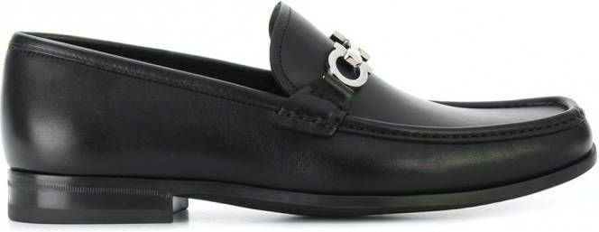 Ferragamo Gancini omkeerbare beugel Mocassin loafers Zwart