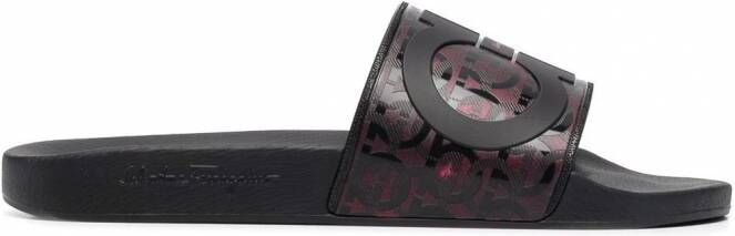Ferragamo Groove slippers met logo-reliëf Zwart