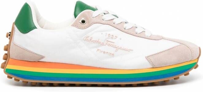 Ferragamo Iggy sneakers met regenboogzool Veelkleurig