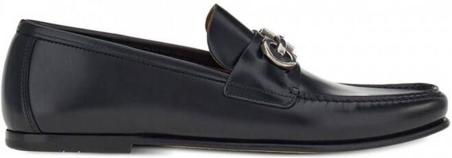 Ferragamo Loafers met Gancini-gesp Zwart