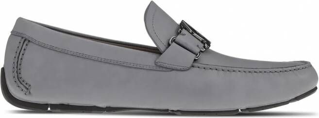 Ferragamo Loafers met logoplakkaat Grijs