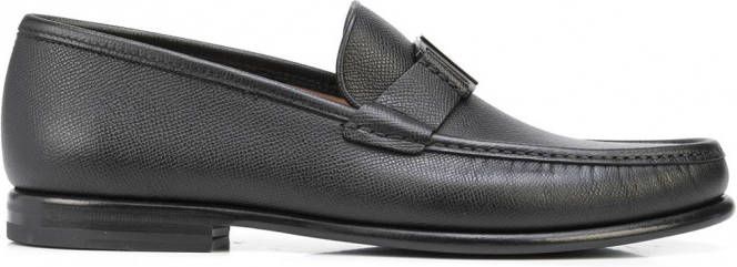 Ferragamo Loafers met gegraveerd logo Zwart