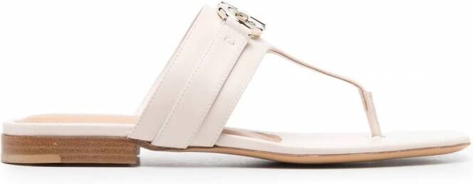 Ferragamo Rikis sandalen met neus Beige