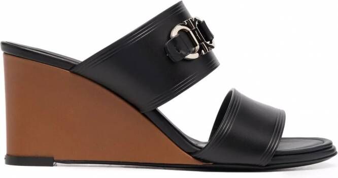 Ferragamo Sandalen met open neus Zwart