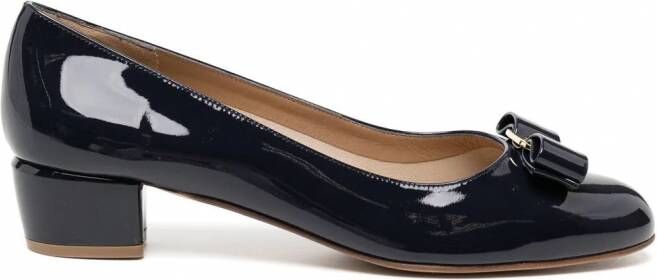 Ferragamo Vara 1 lakleren pumps Blauw