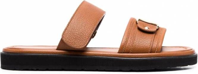 Ferragamo Vara sandalen met klittenband Bruin