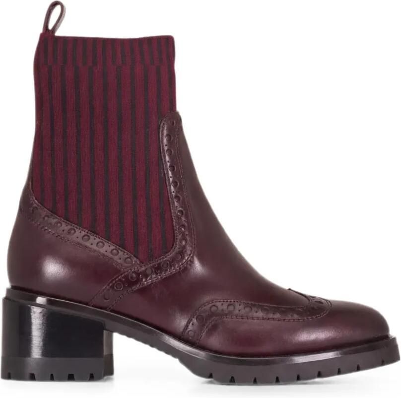Santoni Ferret enkellaarzen met brogue-detail Bruin